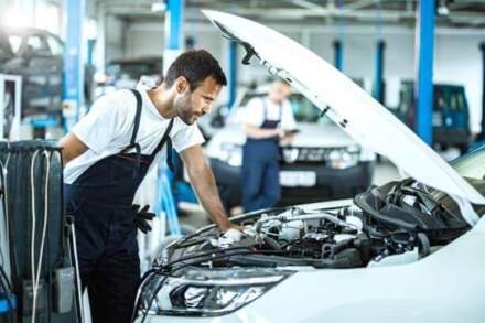 S&M Auto Service: Understanding the Role of Independent Vehicle Repair Specialists in the UK