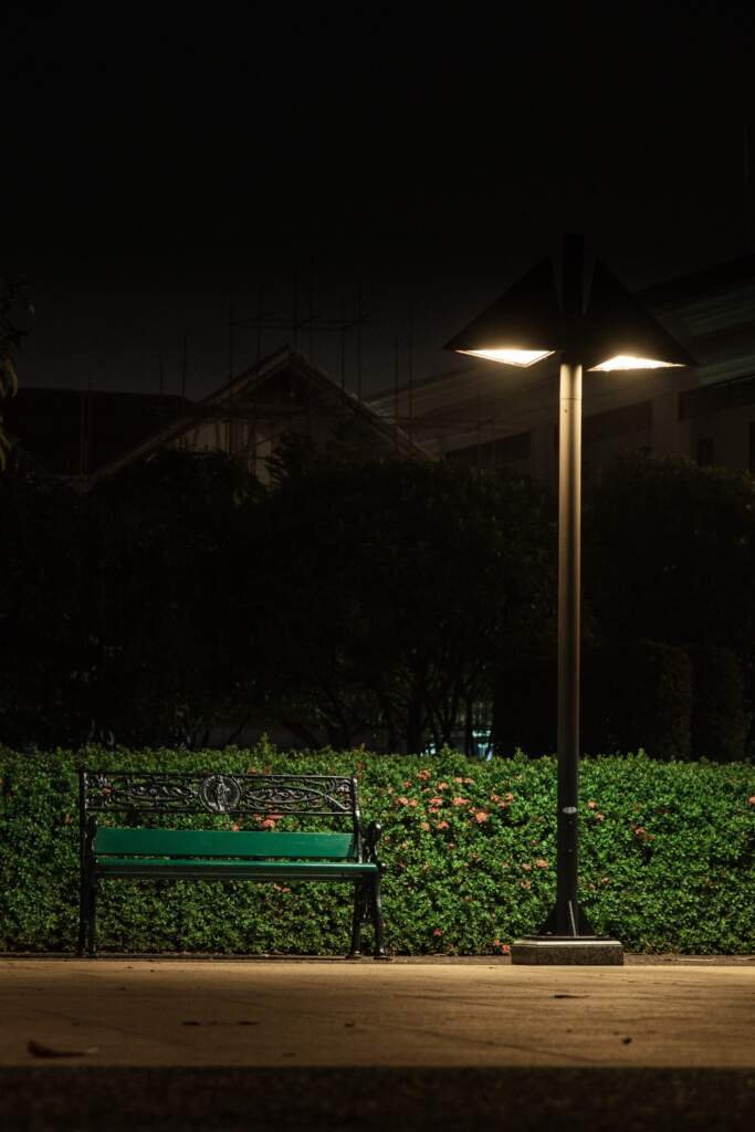 Why Are Street Lights Important for Modern Outdoor Lighting Projects in Qatar?