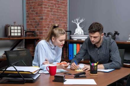 How Dissertation Writing Services Support Students in Staying Organized