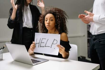 Pay Someone to Do My Assignment: A Complete Student Guide