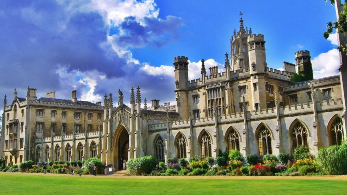 Best Reasons to Join a Cambridge Summer School This Year